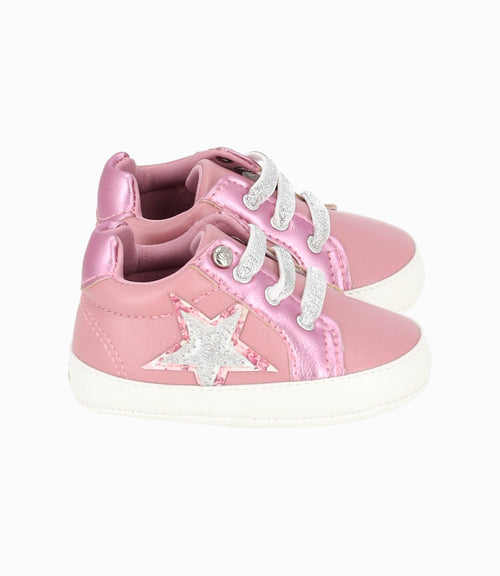 Zapatilla recién nacida con estrella 15 / Rosado
