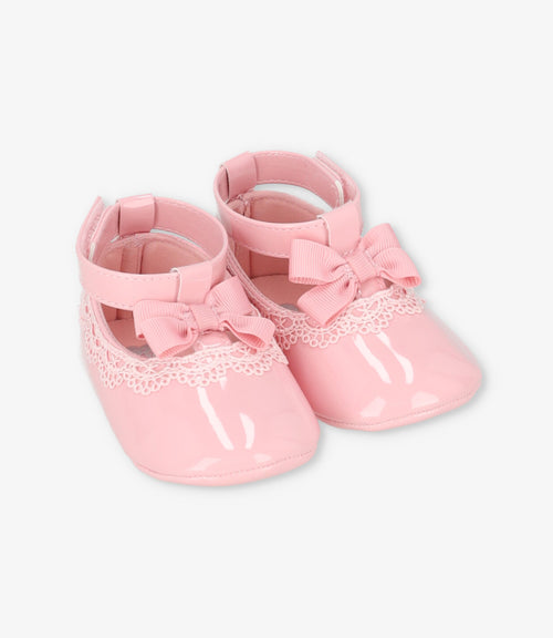 Bailarina recién nacida flores