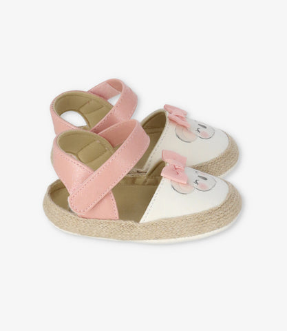 Bailarina recién nacida con koala