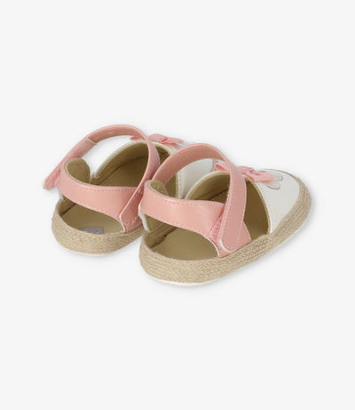 Bailarina recién nacida con koala