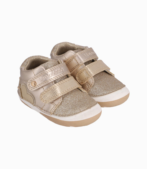 Zapatilla Recién Nacida Con Corazón Dorado 16 / Dorado