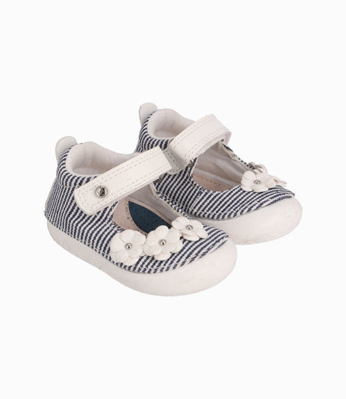 Zapatilla Recién Nacida Con Flores Blanco 16 / Blanco