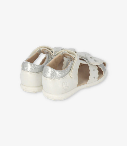 Sandalia bebé con lazo 19 / Blanco