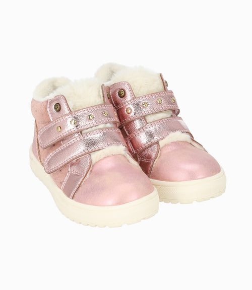 Botín bebé niña con aplicación 19 / Rosado