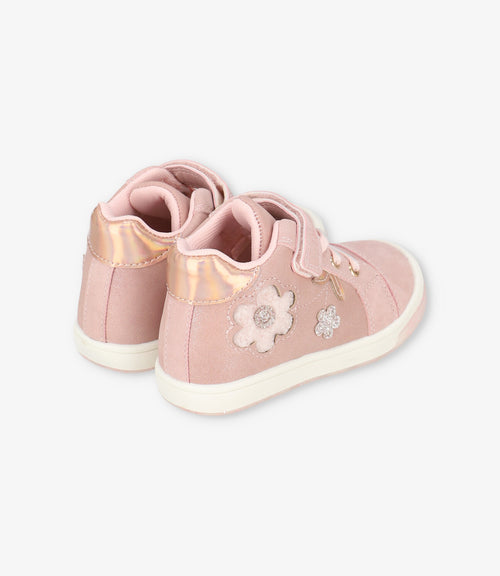 Botín bebé con flores