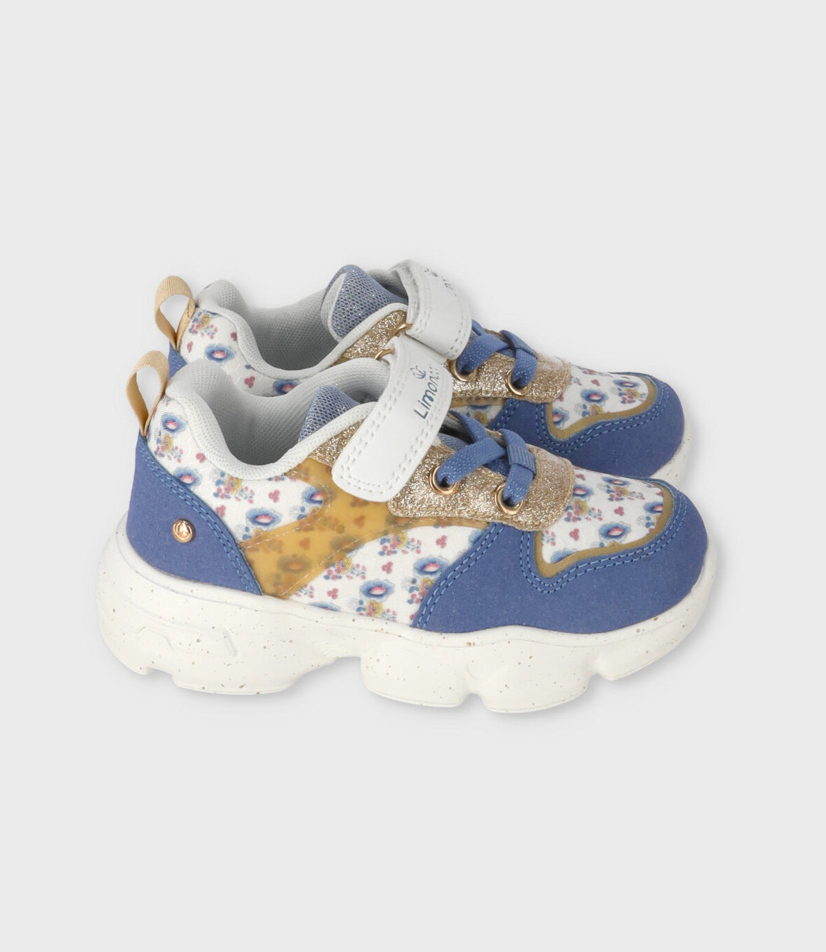 Zapatilla bebé con luces