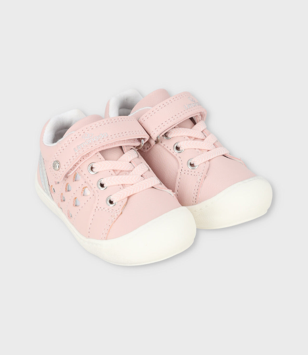 Zapatilla bebé con corazones 19 / Rosado