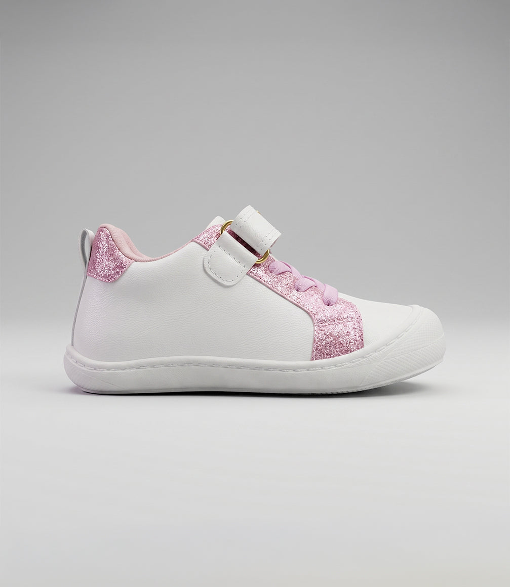 Zapatilla bebé con cherry