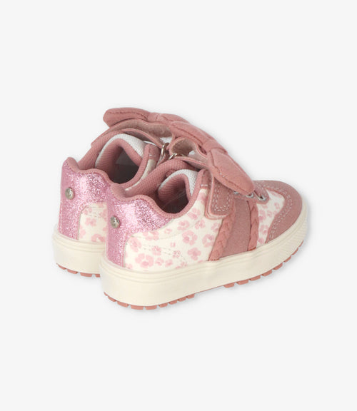 Zapatilla bebé con lazo