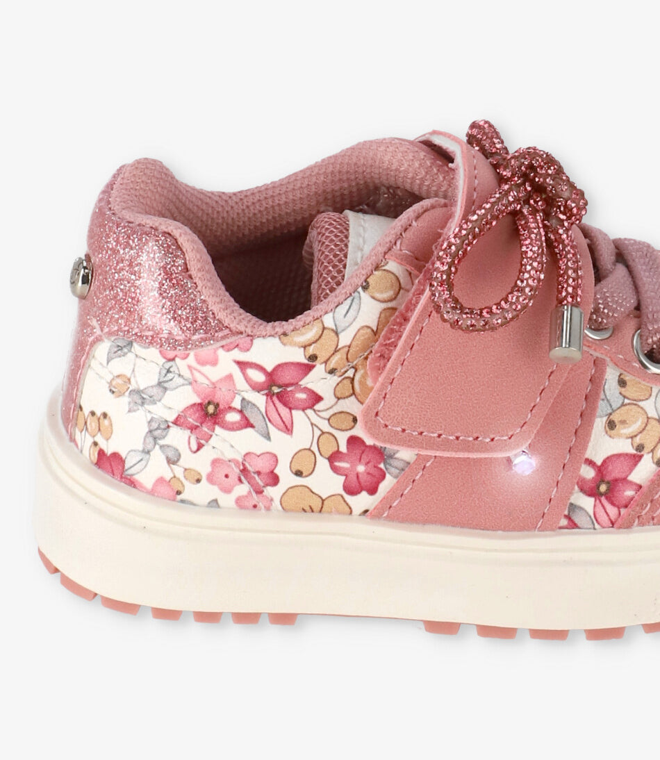 Zapatilla bebé con luces