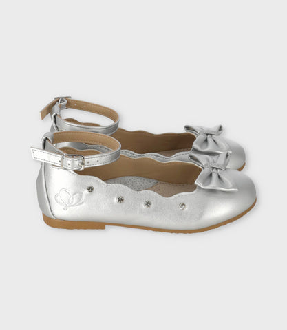 Bailarina bebé con lazo