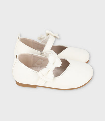 Bailarina bebé con lazo