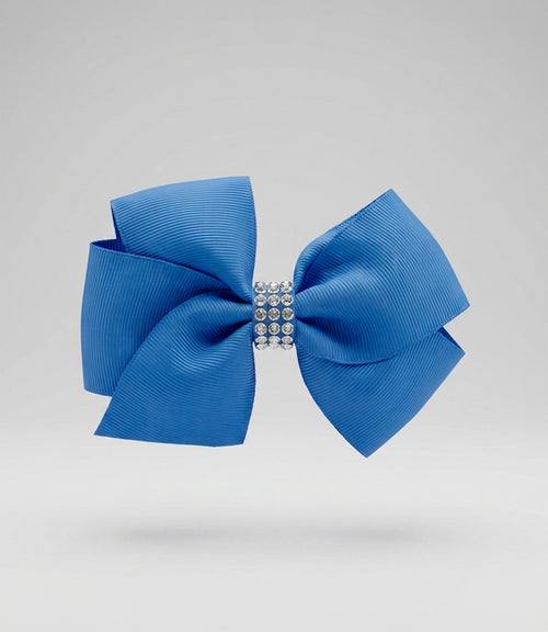 Pinche niña con lazo
