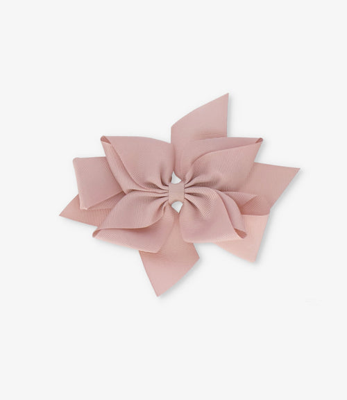 Pinche niña con lazo