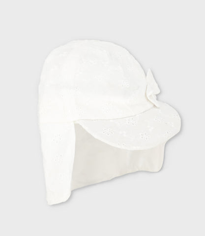 Jockey recién nacida cubre cuello