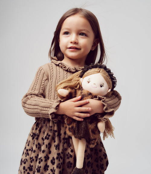 Muñeca niña animal print