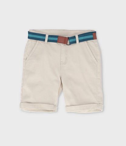 Bermuda niño con cinturón