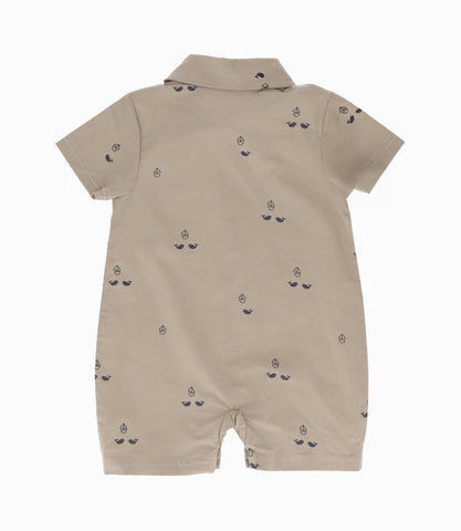 Enterito recién nacido con botones