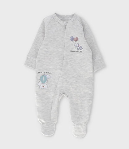 Enterito recién nacido con elefantes