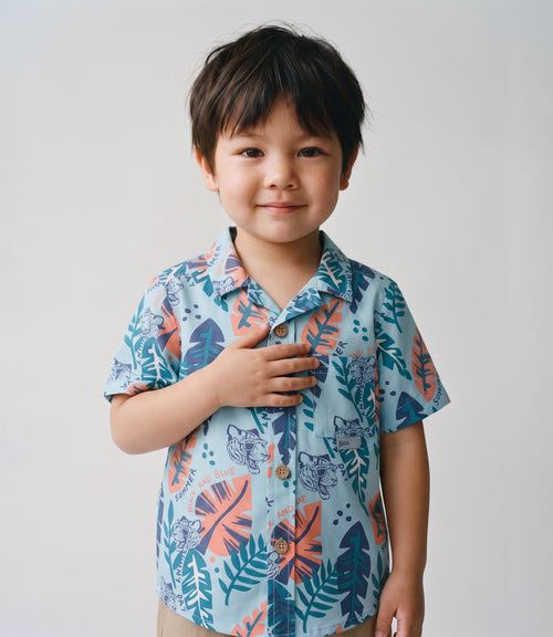 Camisa bebé niño con hojas