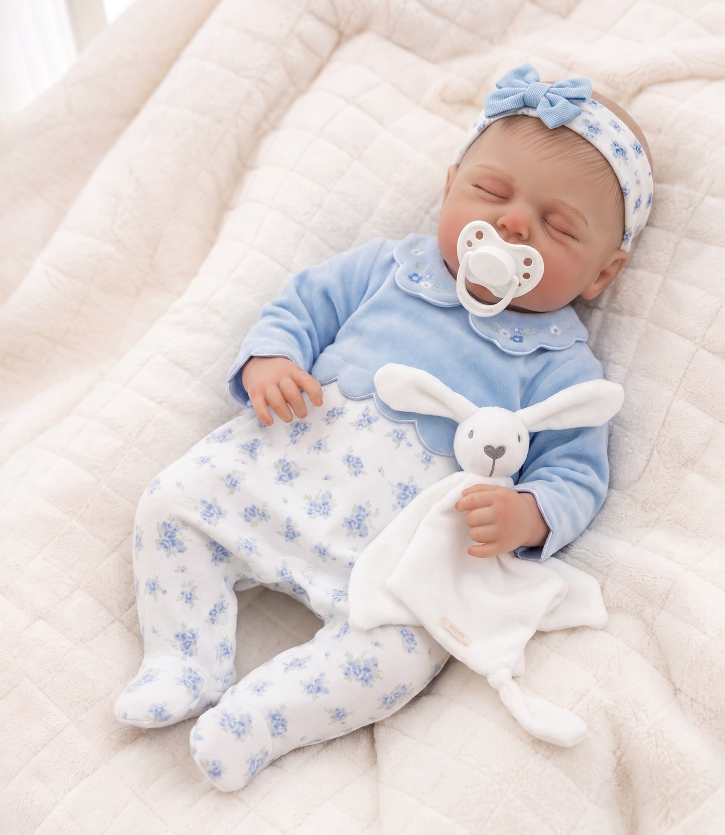 Muñeca baby reborn blue bunny