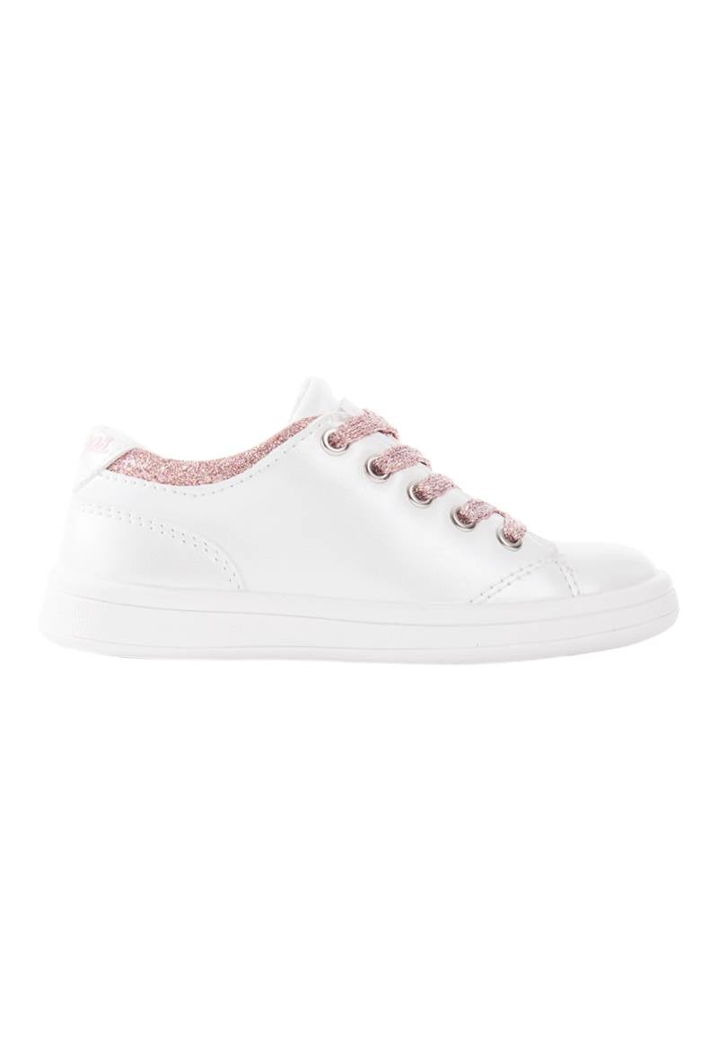 Tenemos el calzado perfecto para cada ocasión. En nuestra tienda encontrarás las más cómodas zapatillas para tu bebé. Conócelas aquí en 4Kids.cl.