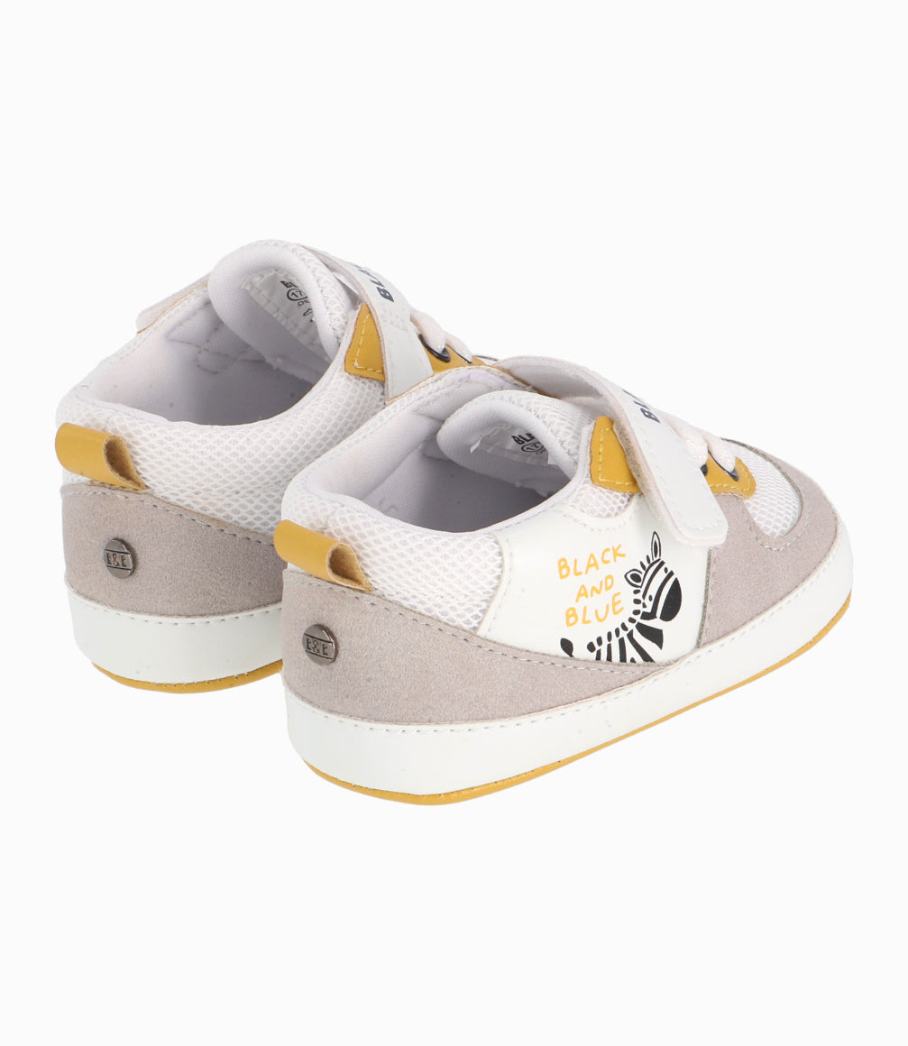 Zapatilla Con Cebra Recién Nacido Blanco