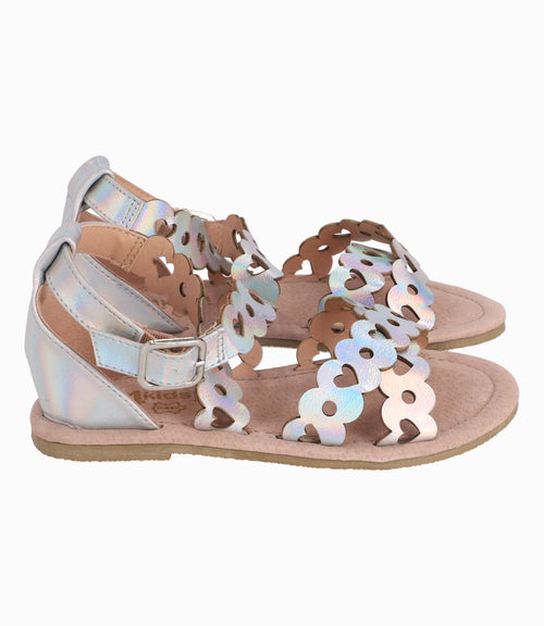 Sandalia Con Corazones Niña Plateado