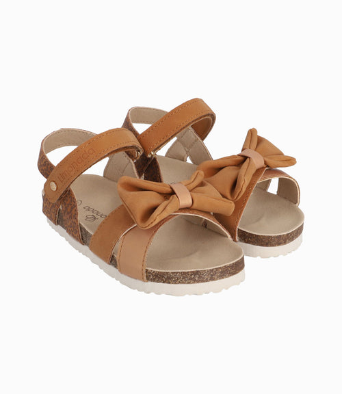 Sandalia Con Talón Cubierto Niña Camel Limonada