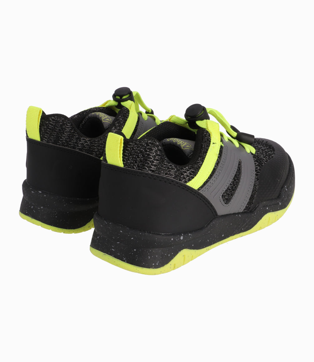 Zapatilla Con Detalles Verdes Niño Base Negro