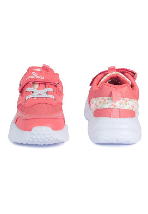 Tenemos el calzado perfecto para cada ocasión. En nuestra tienda encontrarás las más cómodas zapatillas para tu niña. Encuéntralas aquí en Limonada.cl.